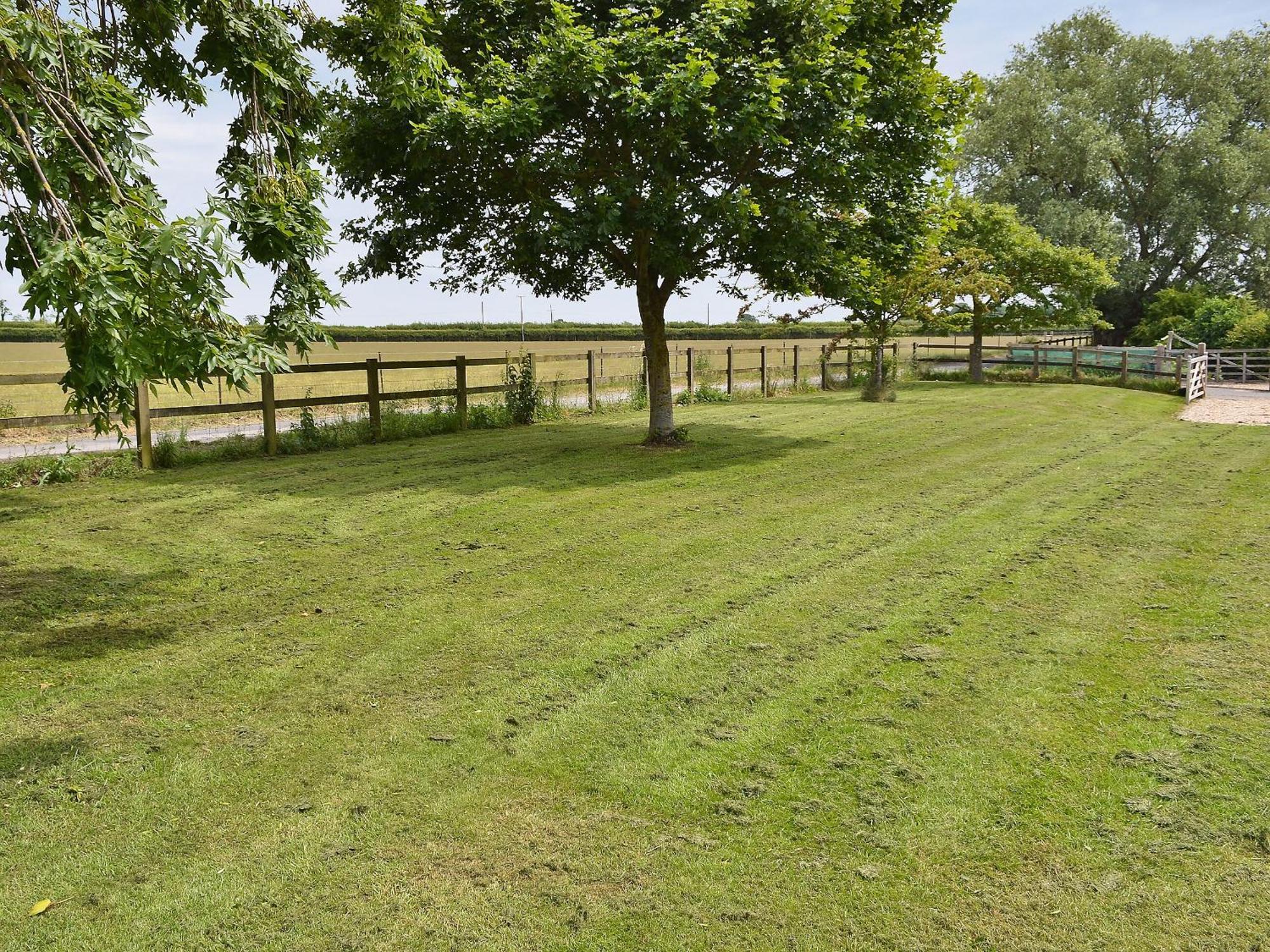 The Hayloft - 28836 Royal Wootton Bassett